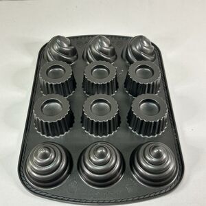 Nordic Ware USA Aluminum Non-Stick 3 Cup/12 Cavity Filled Cupcake Cake Pan